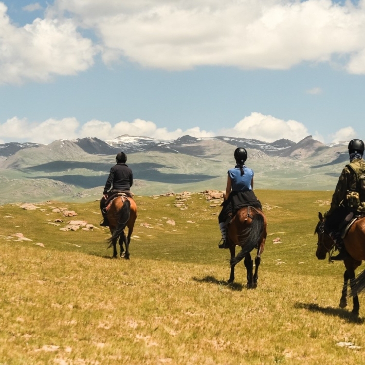 TripTrip-Kirgistan-Galopem-wyprawa-konna-1